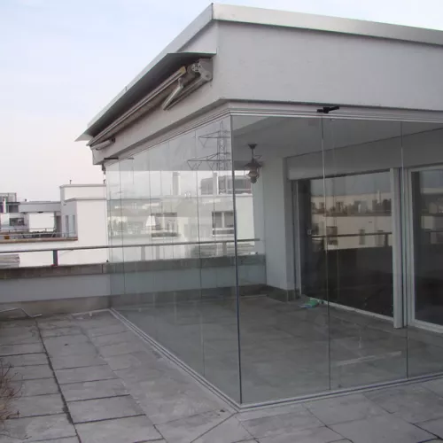 sitzplatzverglasung_uster.jpg